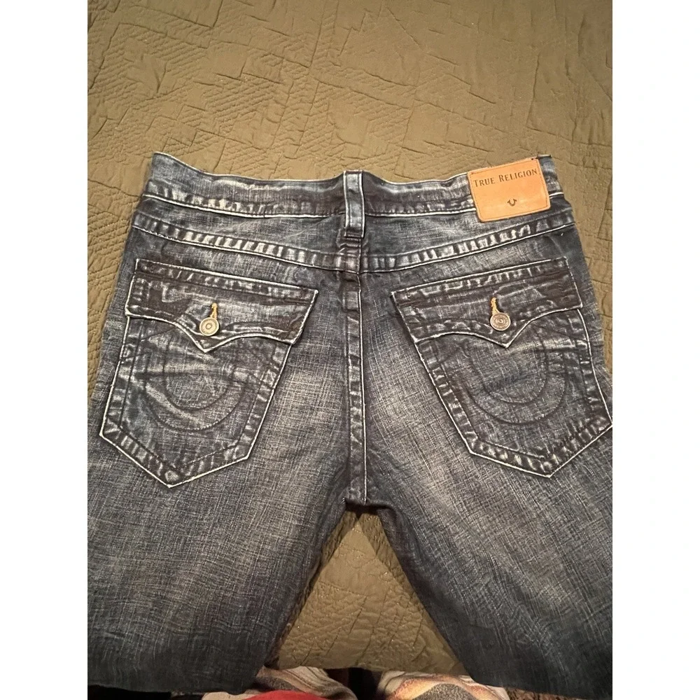 True Religion Men's Dark Blue Jeans Size 36 Relaxed Bootcut 